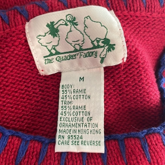 The Quacker Factory Embroidered Red/Green/Blue Short Sleeve Christmas Sweater M - Picture 3 of 4